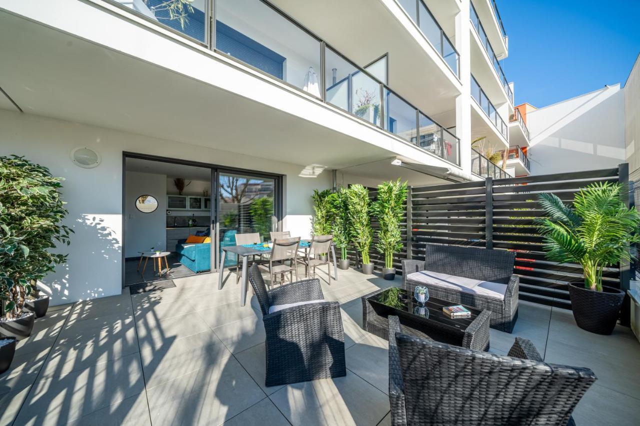 Apartment La Pepite - Appt En Hypercentre Au Calme, Terrasse Et Garage - Res Meyer Royan