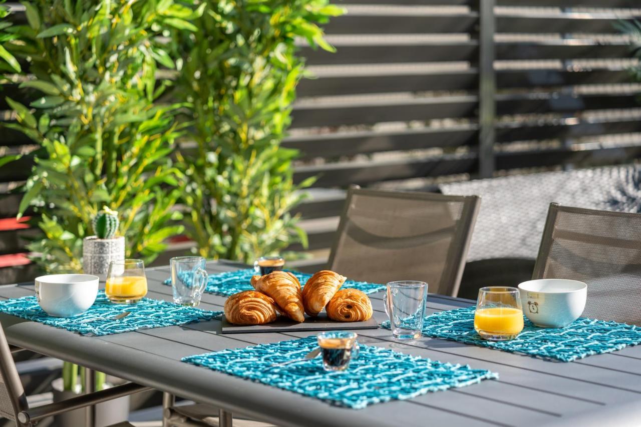 Apartment La Pepite - Appt En Hypercentre Au Calme, Terrasse Et Garage - Res Meyer Royan